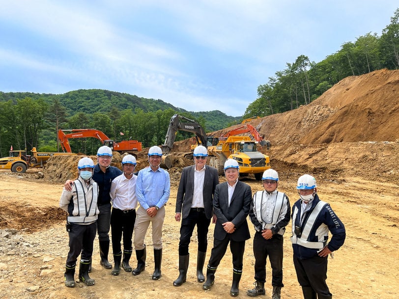 Large-scale Japanese Solar Plant selects Volvo CE